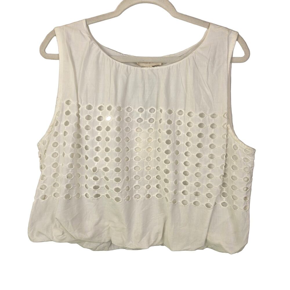 COQUETTE BOHO Jennifer & Grace Eyelet Sleeveless Top White M 100% Cotton cropped